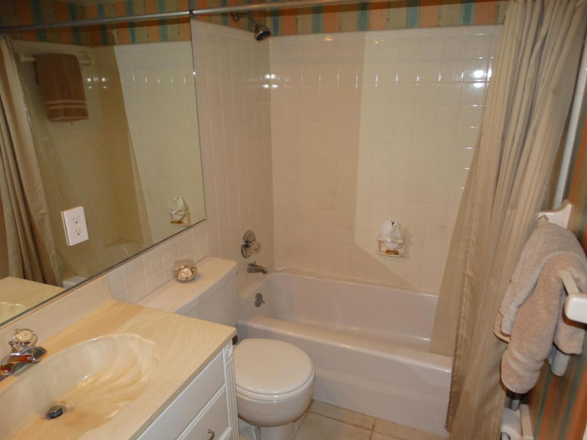 Spanish Main 66- Direct Oceanfront Condo! ココアビーチ エクステリア 写真