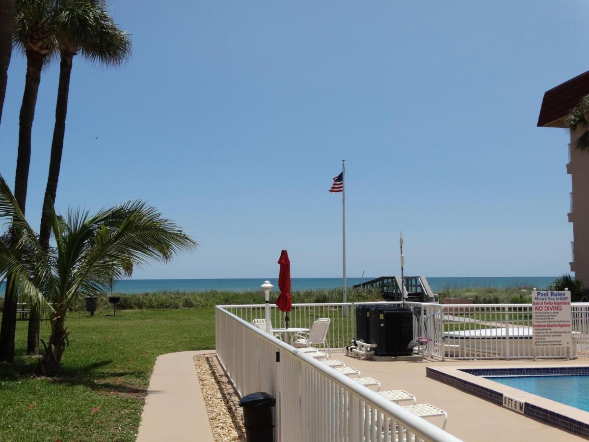 Spanish Main 66- Direct Oceanfront Condo! ココアビーチ エクステリア 写真