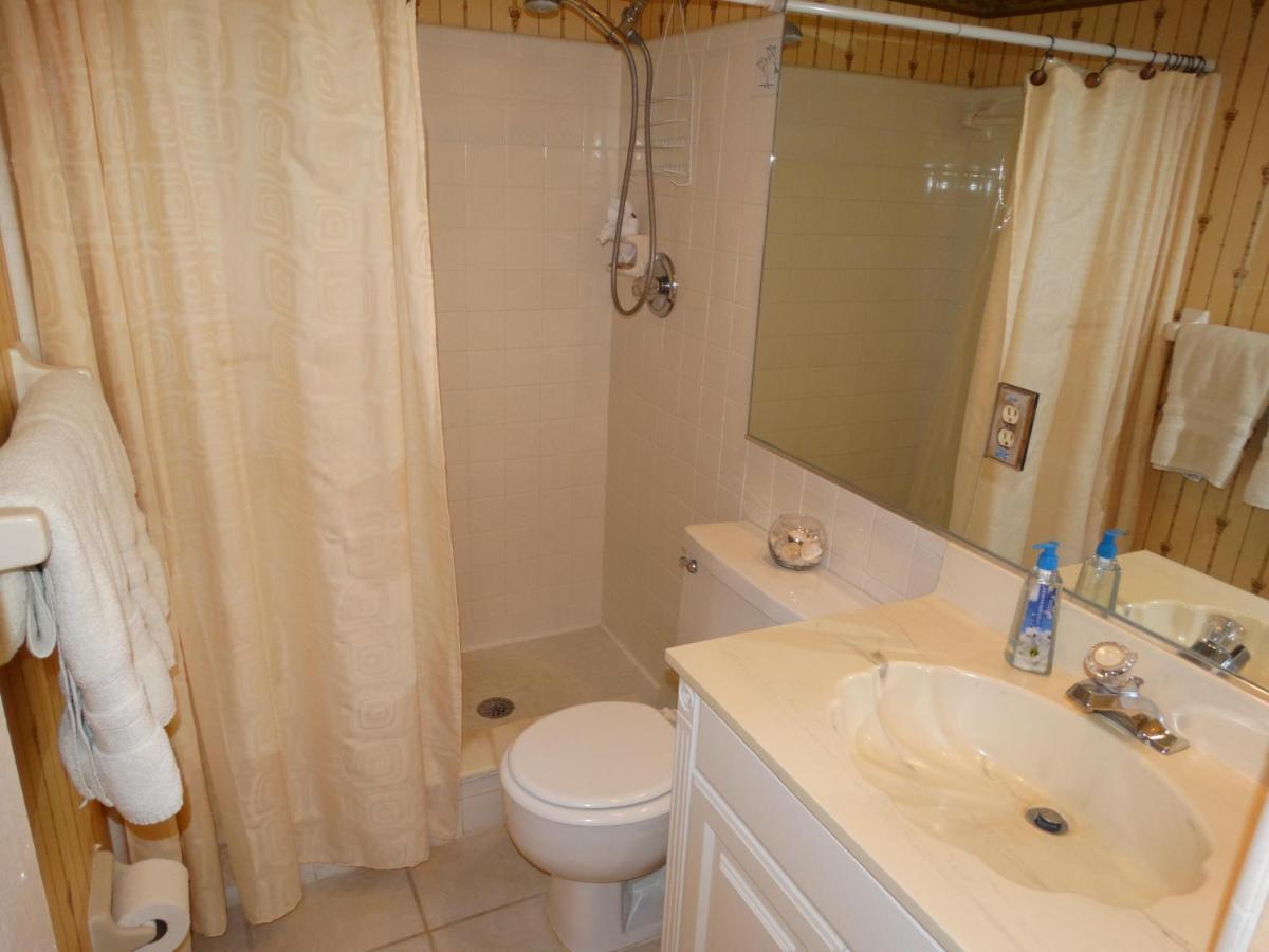 Spanish Main 66- Direct Oceanfront Condo! ココアビーチ エクステリア 写真