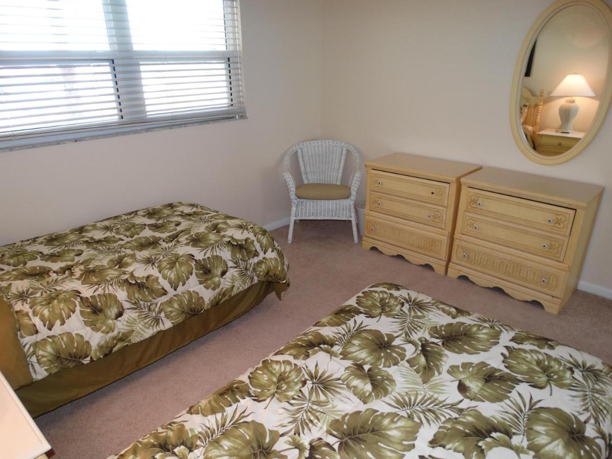 Spanish Main 66- Direct Oceanfront Condo! ココアビーチ エクステリア 写真