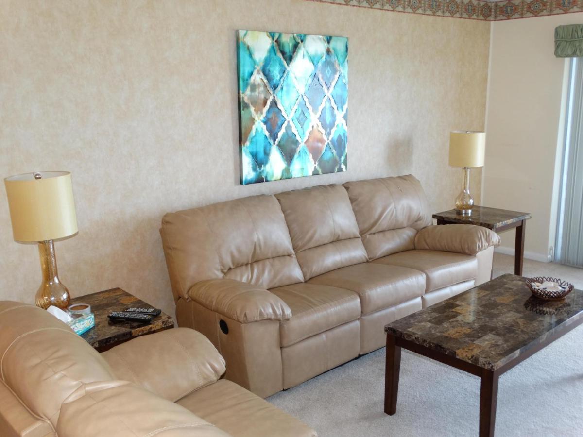 Spanish Main 66- Direct Oceanfront Condo! ココアビーチ エクステリア 写真